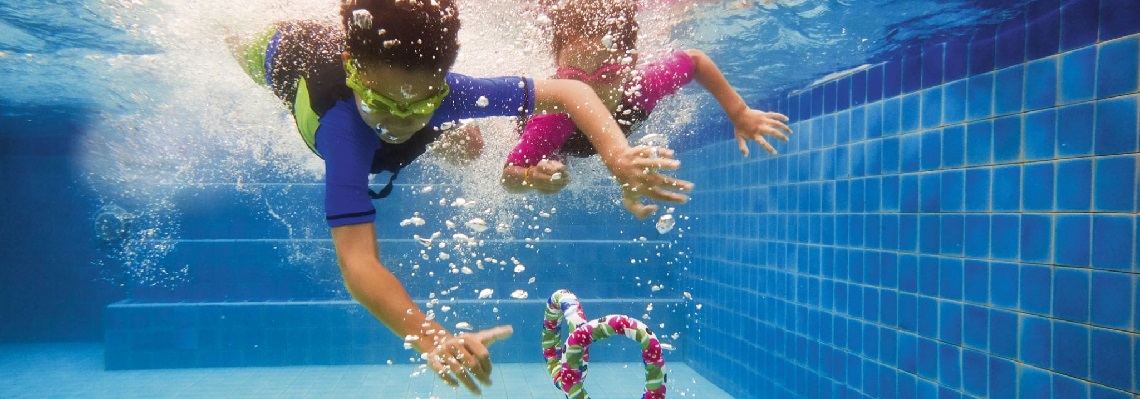 Обучение плаванию детей-инвалидов